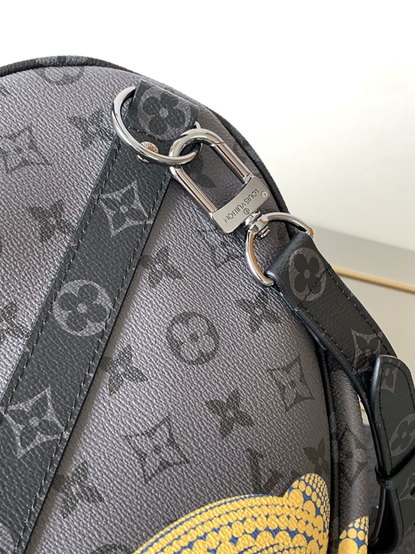 ルイヴィトンバッグ角部分ディテール